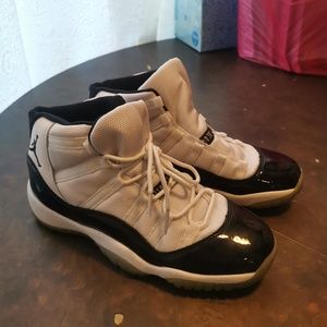 Jordan 11 Concord GS Size 6.5Y USED